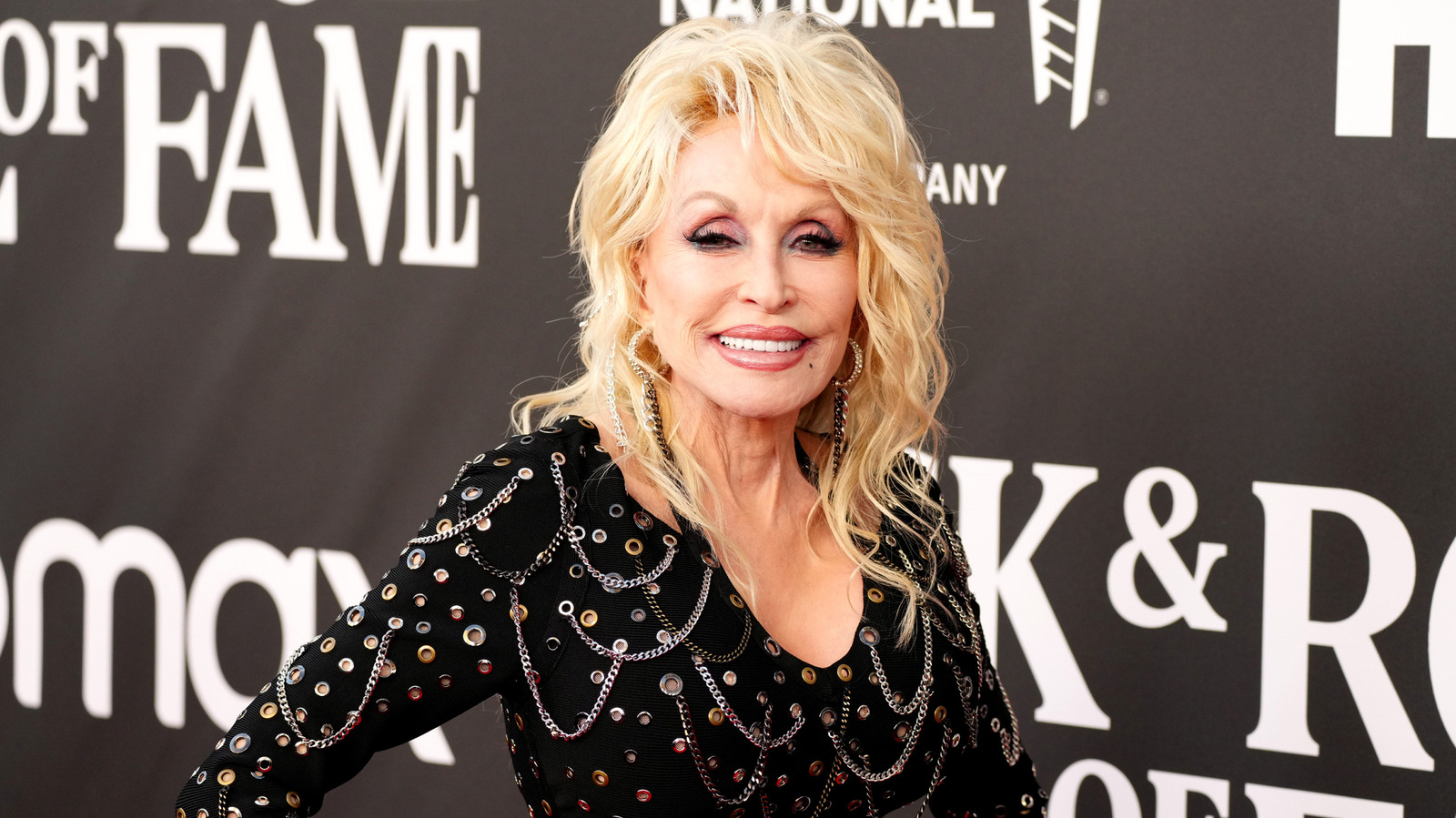 The Heartbreaking Reason You'll Never See Dolly Parton Dating