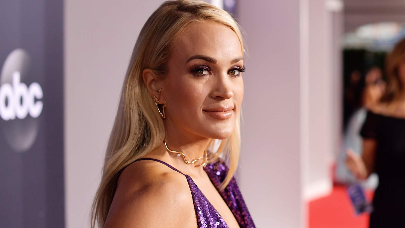 Here&rsquo;s How Carrie Underwood Stays So Fit