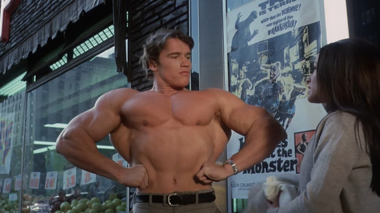 Arnold Schwarzenegger in Hercules in New York