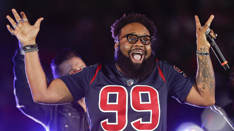 Blanco Brown performing in 2019