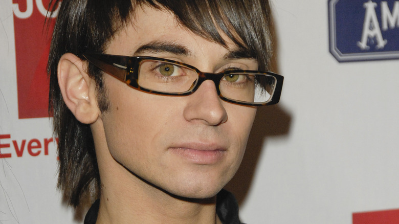 Christian Siriano on the red carpet