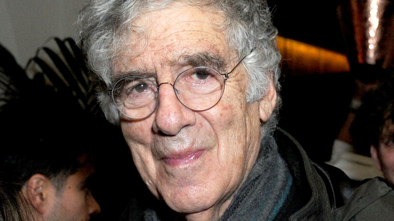 Elliott Gould attending the Los Angeles premiere of "Uncut Gems"