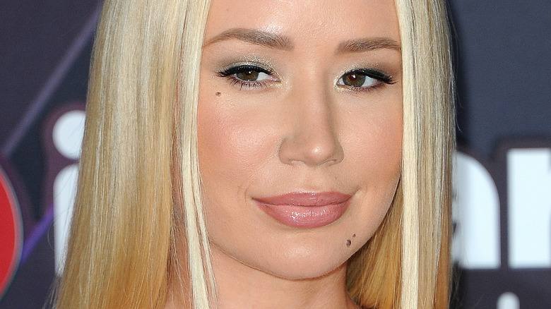 Iggy Azalea smiling