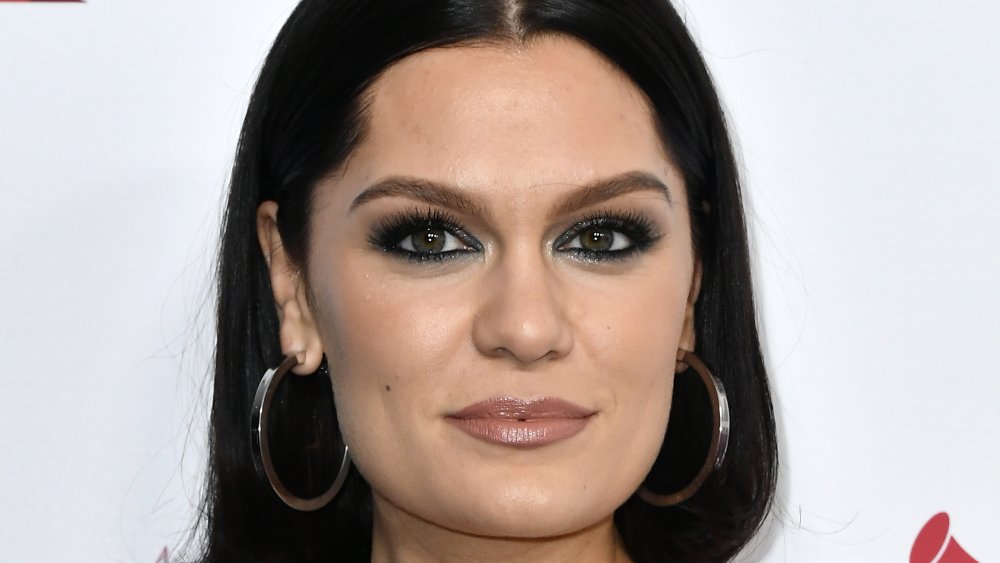 Jessie J Rocks Blue Hair on the Cover of Glamour Magazine - wide 4