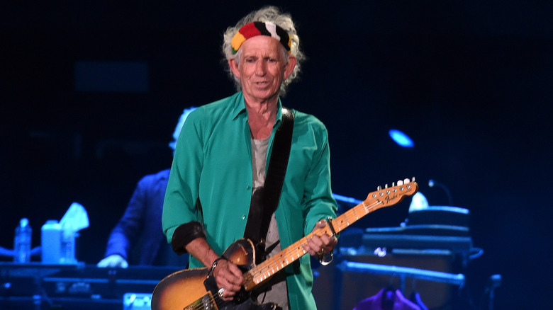 Keith Richards on stage 
