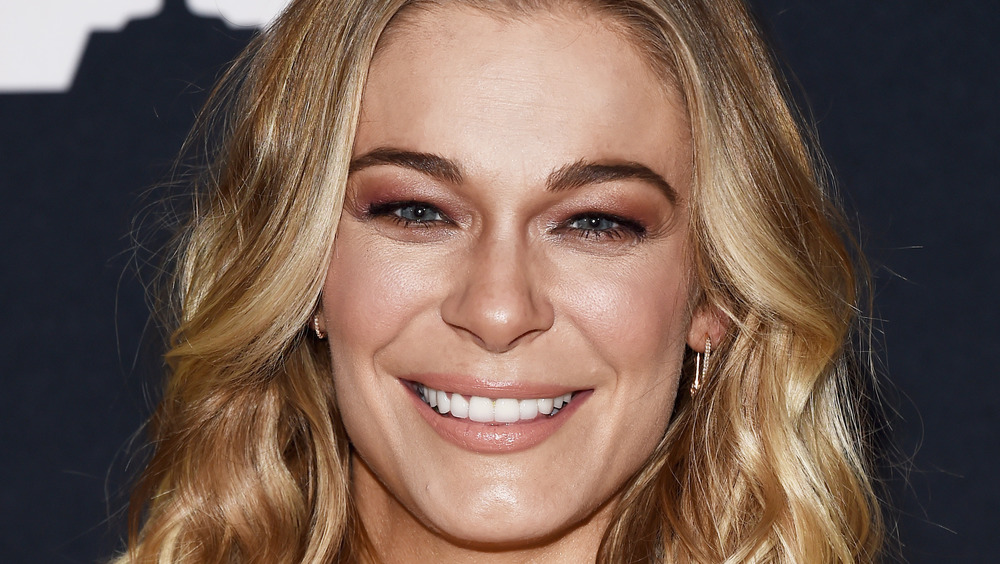 LeAnn Rimes smiling on the red carpet