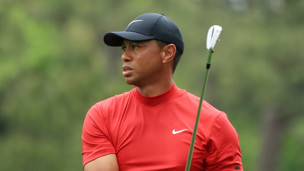 Tiger Woods playing at 2019 Masters