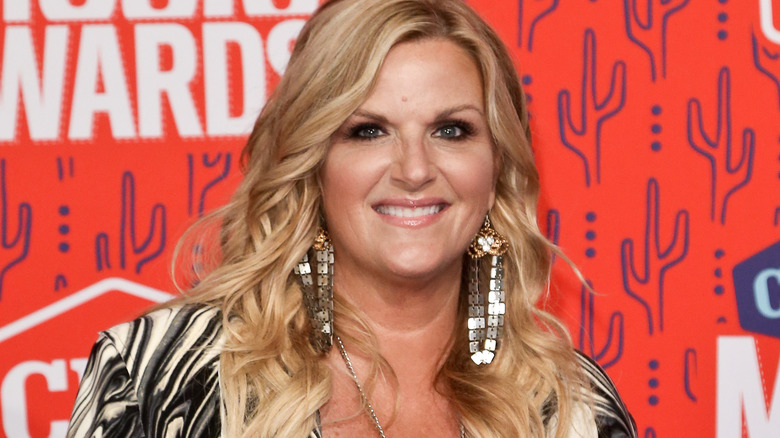 Trisha Yearwood smiling