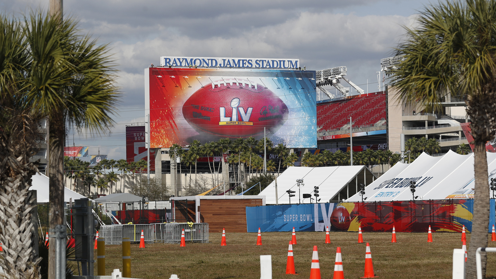 Here's How To Watch The Super Bowl Without A Cable Subscription