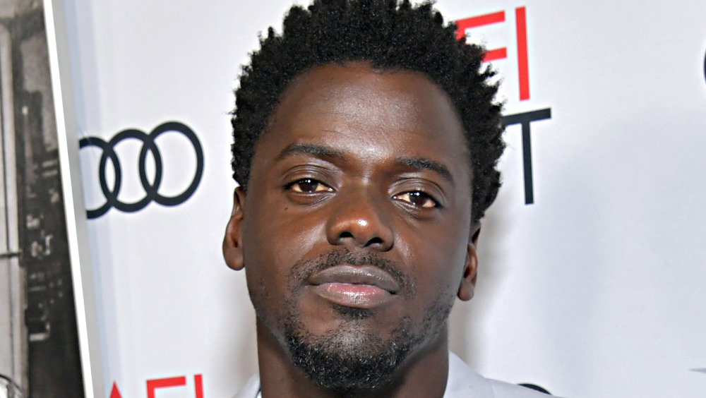 Daniel Kaluuya gives a cool look on the red carpet