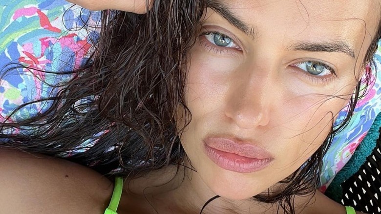 Irina Shayk posing without makeup