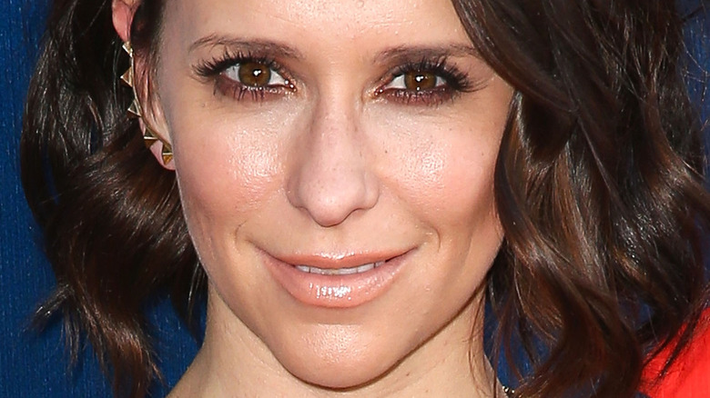 Jennifer Love Hewitt on the red carpet