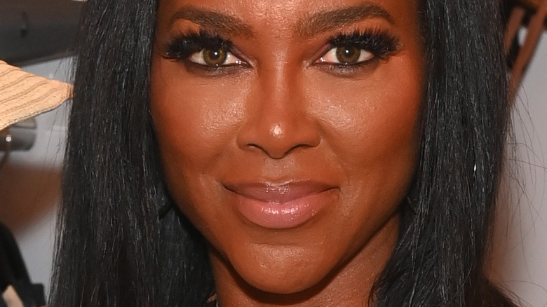 Kenya Moore red carpet look