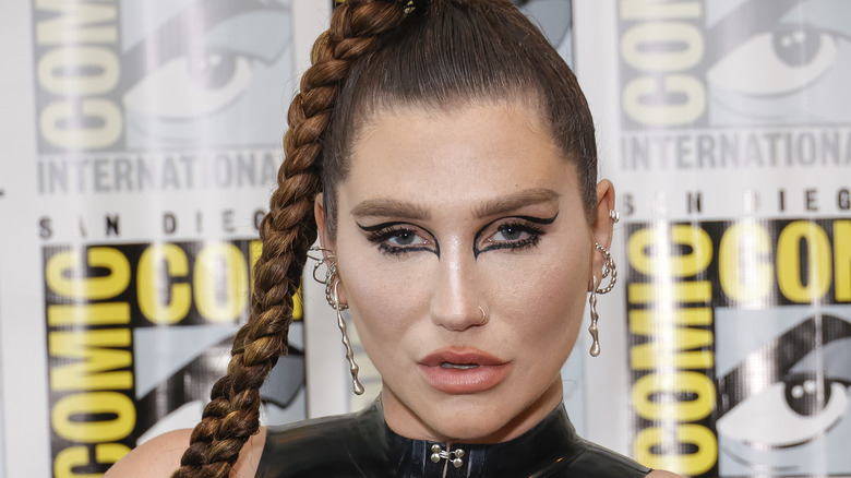Kesha ponytail braid
