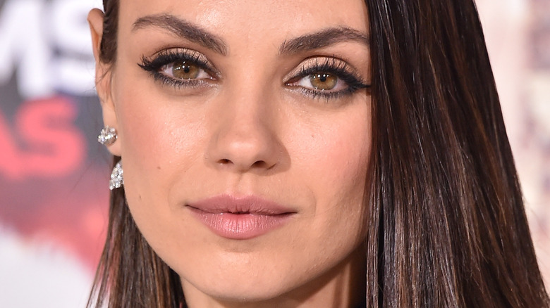 Mila Kunis eyeliner