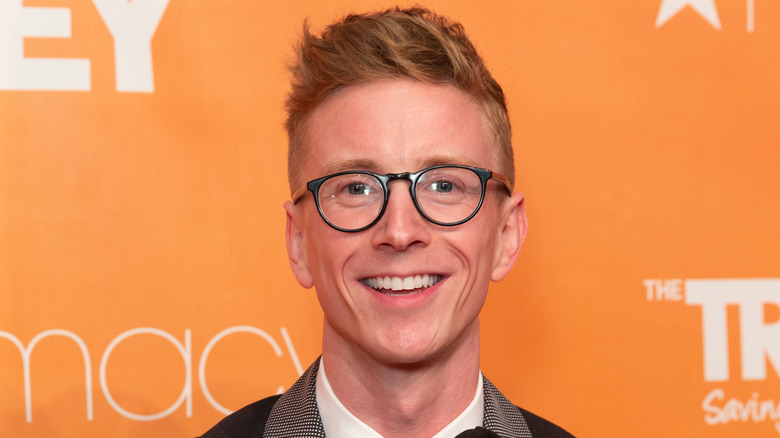 Tyler Oakley smiling