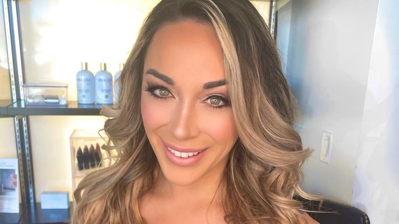 Ellizabeth Frankini wavy hair