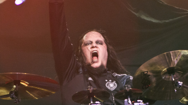Joey Jordison rocks out on stage