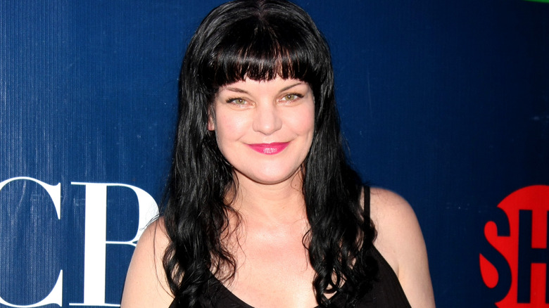  Pauley Perrette smiling