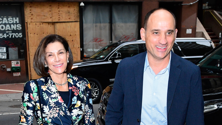 Hilary Farr and David Visentin outside the Today show studio in 2019