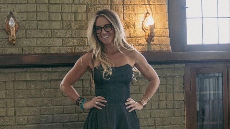 Nicole Curtis posing for Instagram snap