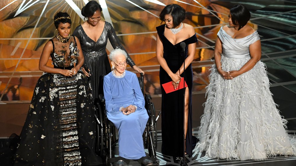 Katherine Johnson with the Hidden Figures cast 