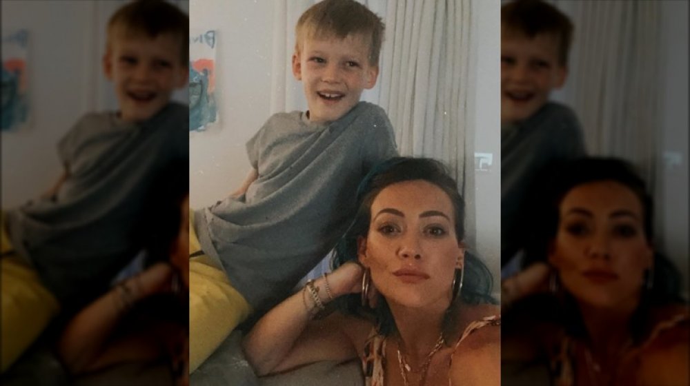 Luca Cruz Comrie, Hilary Duff