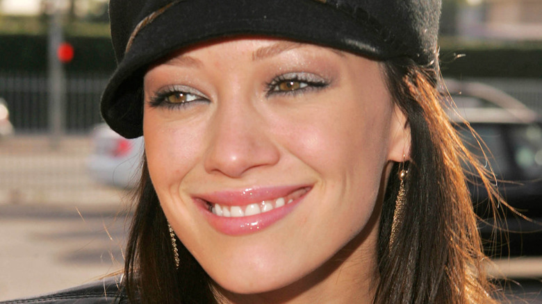 Hilary Duff wearing hat