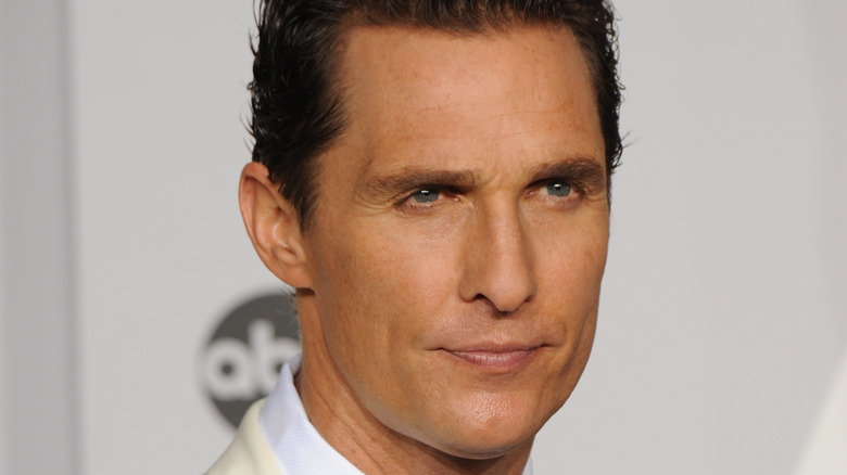 Matthew McConaughey posing