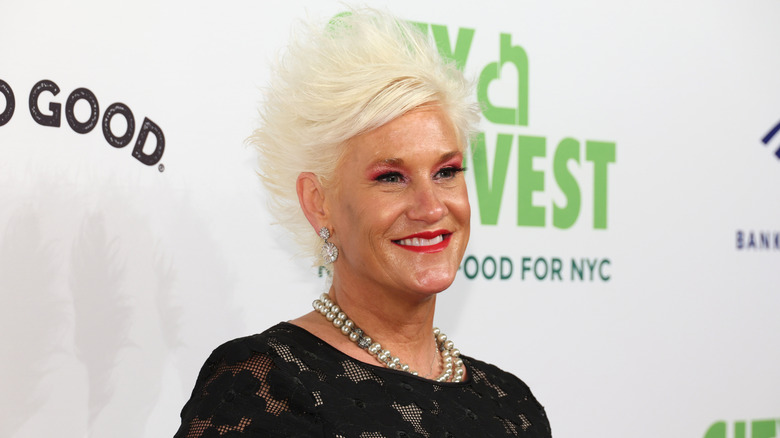 Anne Burrell at the 2022 City Harvest "Red Supper Club" Fundraising Gala