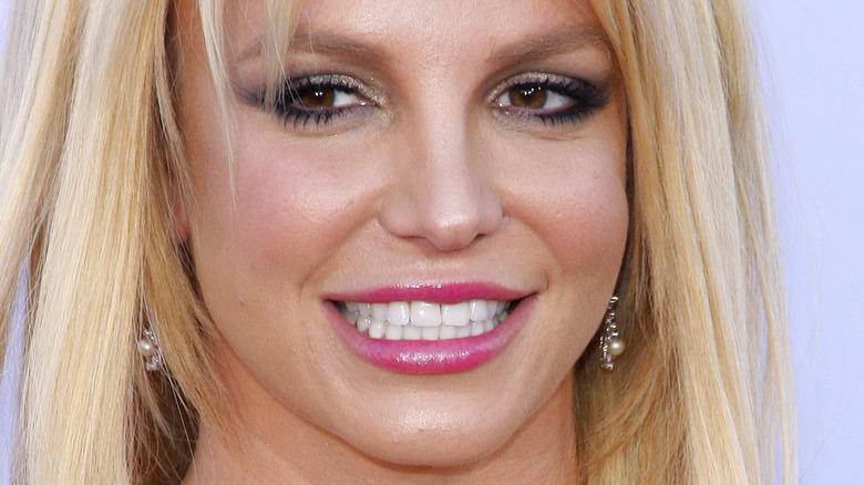 Britney Spears side eye