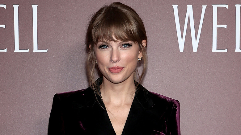 Taylor Swift smiling