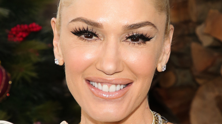 Gwen Stefani smiling