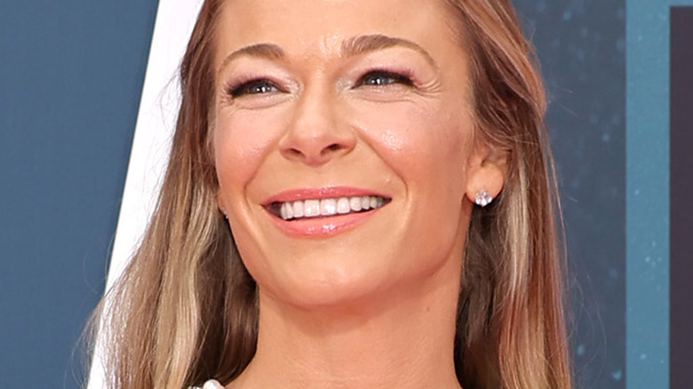 LeAnn Rimes smiling long blonde wavy hair