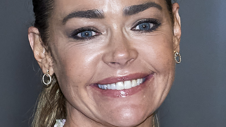 Denise Richards smiling 