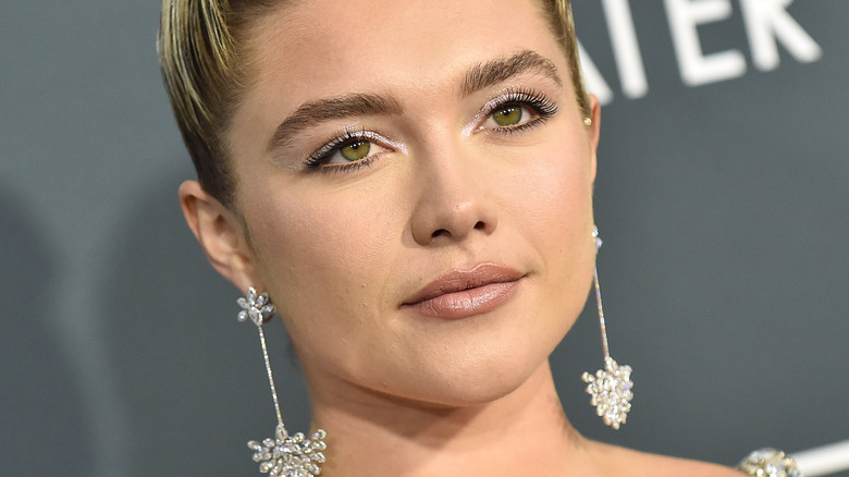 Florence Pugh posing