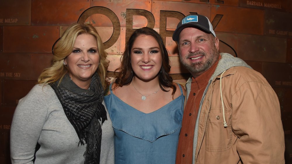 Annie Colleen Brooks, Garth Brooks, Trisha Yearwood