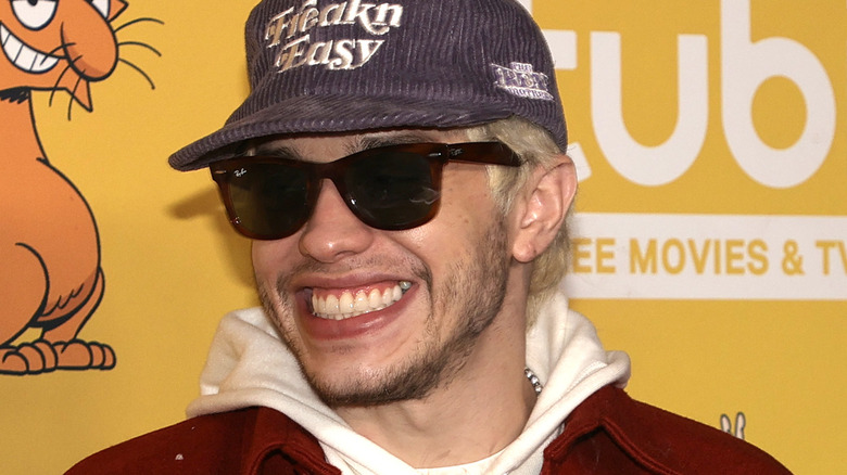 Pete Davidson posing