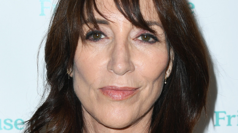 Katey Sagal posing