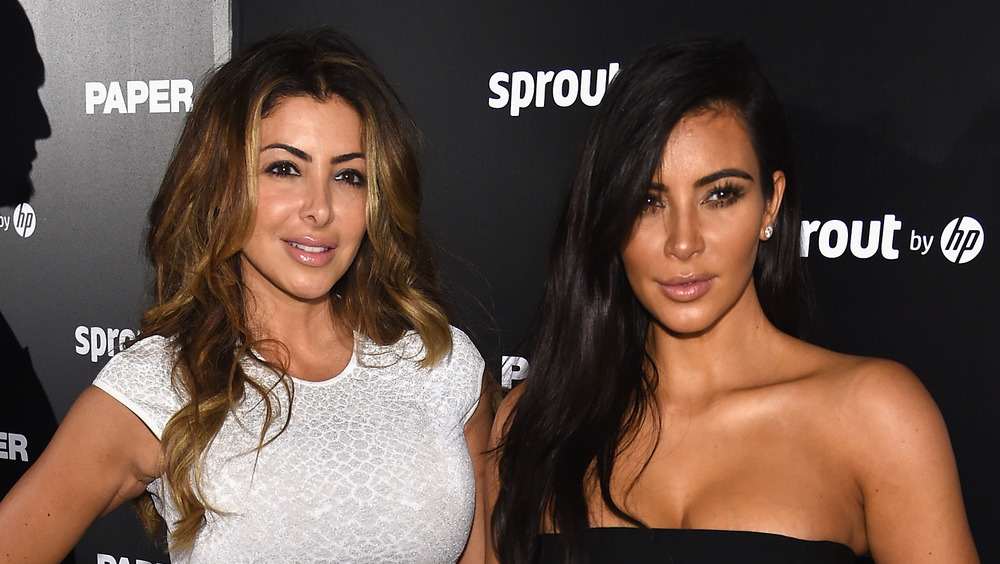 Larsa Pippen and Kim Kardashian posing