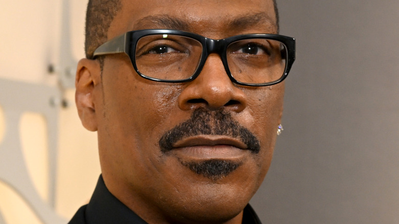 Eddie Murphy black glasses