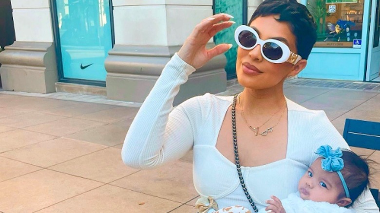 Abby De La Rosa and Beautiful Zeppelin Cannon