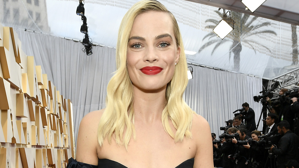 Margot Robbie red carpet