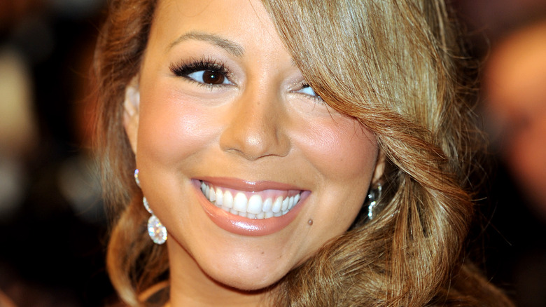 Mariah Carey on the red carpet in 2009