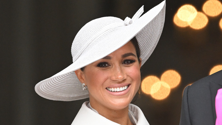 Meghan Markle wearing a large hat