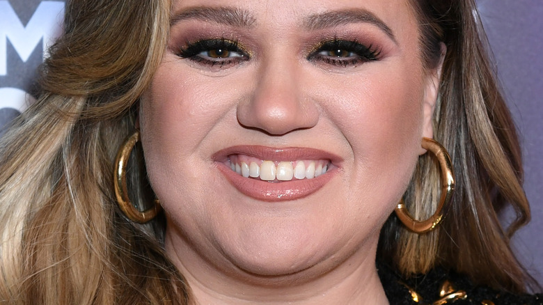 Kelly Clarkson at live premiere