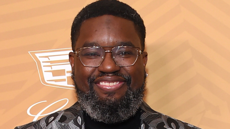 Lil Rel Howery smiling