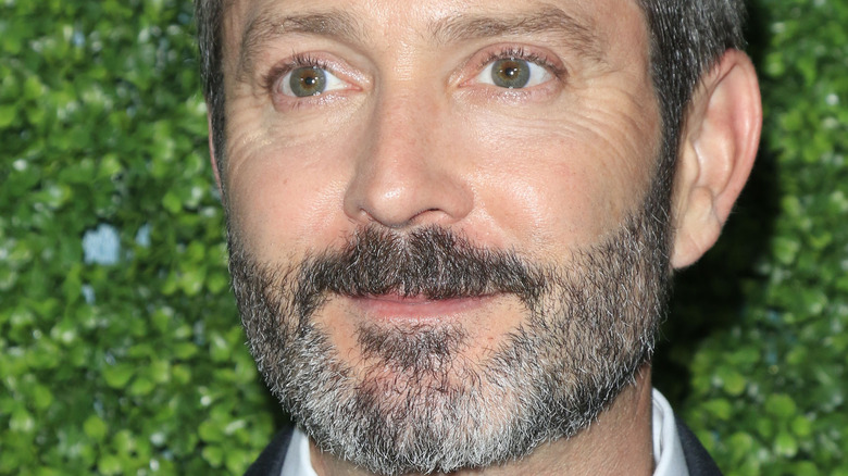 Thomas Lennon on red carpet 