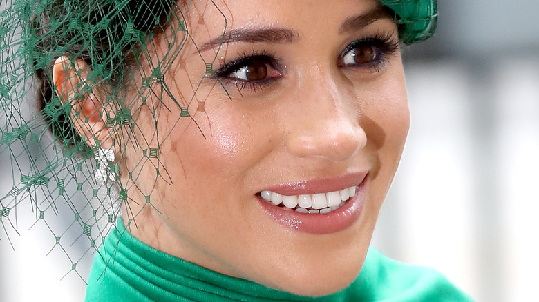 Meghan Markle green hat