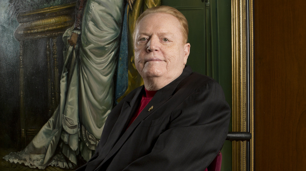 Larry Flynt posing 
